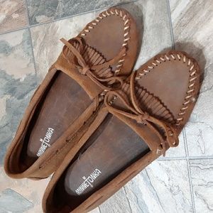 Minnetonka Kilty Suede Driving Moccasins Size 11